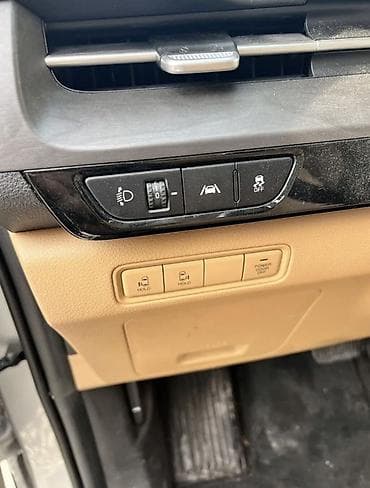 купить машину за миллион: Kia Carnival: 2019 г., 2.2 л, Автомат, Дизель, Минивэн — 8