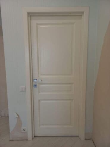 Двери 4 шт деревянные по 8000т сомов каждый