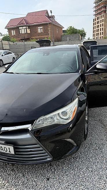 Toyota Camry: 2016 г., 2.5 л, Автомат, Гибрид, Седан