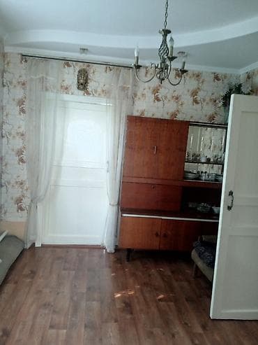 Дома: Продаётся частный дом с участком и зелёным садом. - Двухэтажный дом — 8