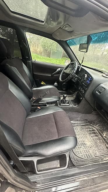 mini ev: Volkswagen Passat: 1993 г., Универсал — 6