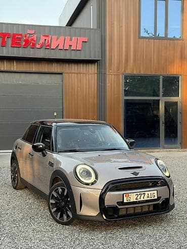 радиато: Mini Cooper S: 2022 г., 2 л, Автомат, Бензин, Хэтчбэк — 2