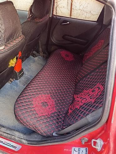 volvo s: Honda Fit: 2002 г., 1.3 л, Вариатор, Бензин, Хэтчбэк — 4