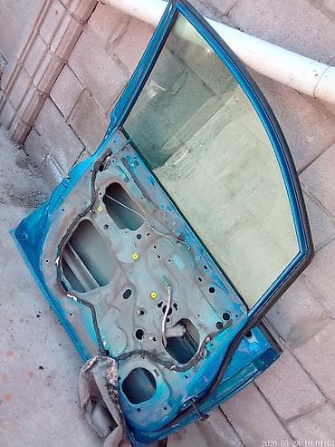напольные вазы: Дверь Передняя левая Honda, Б/у, Оригинал — 5