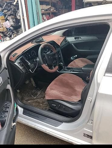 седан срочно продаю: Hyundai Sonata: 2017 г., 2 л, Автомат, Газ, Седан — 2