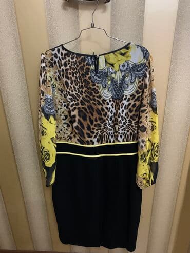 Платье коктейльное 46 размера новое