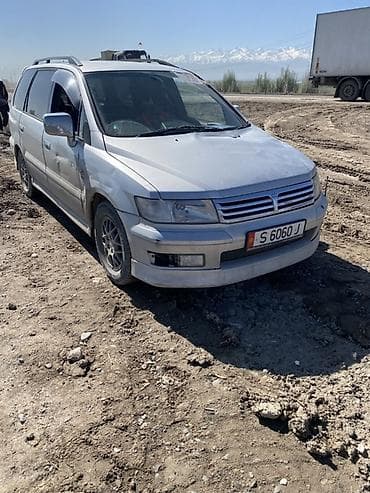 бизнес машина: Mitsubishi Chariot: 2000 г., 2.4 л, Автомат, Бензин, Минивэн — 7