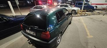 e38 bmw: Volkswagen Golf: 1996 г., 1.6 л, Механика, Бензин, Хэтчбэк — 2