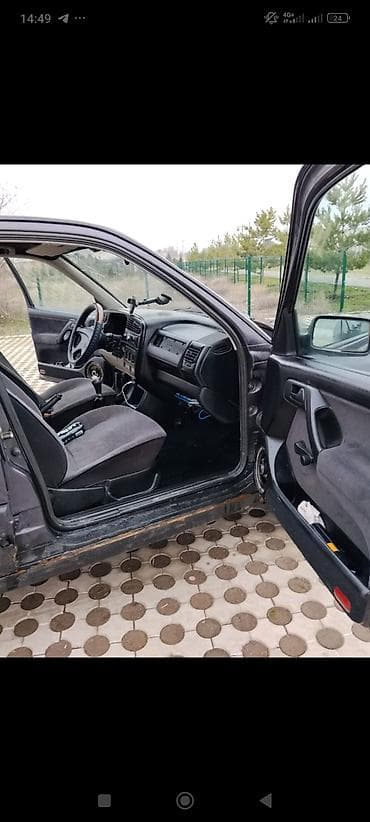 беларус трактор 82 1: Volkswagen Vento: 1994 г., 1.8 л, Механика, Бензин, Седан — 6