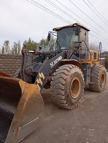 ремонт робот пылесосов: Предлагаю услуги опытного оператора на мощном фронтальном погрузчике — 4