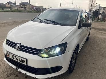 авто пол: Volkswagen Polo: 2013 г., Ручные, Бензин, Седан — 1