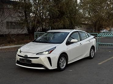 prius plus: Toyota Prius: 2020 г., 1.8 л, Автомат, Гибрид, Хэтчбэк — 3