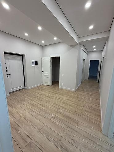 Недвижимость: 3 комнаты, 100 м² — 7