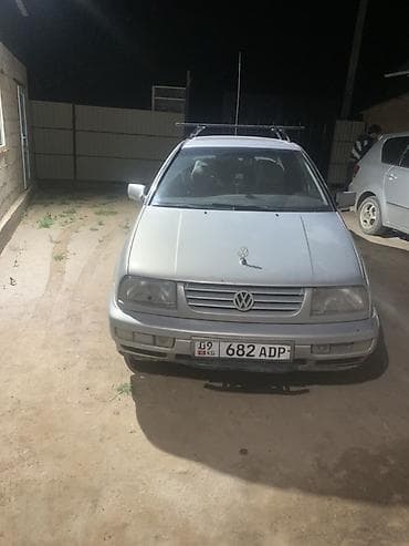 mini countryman: Volkswagen Vento: 1996 г., 2 л, Механика, Бензин, Седан — 3