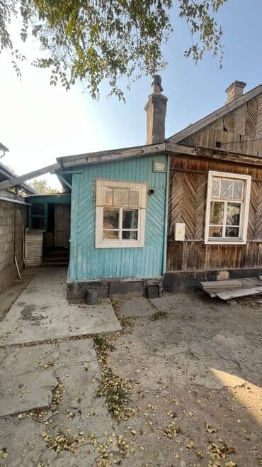 продаю пол дома пишпек: Полдома, 47 м², 2 комнаты — 3
