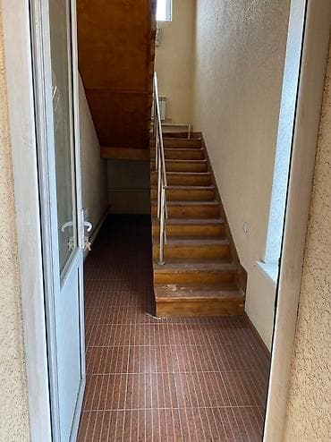 red centr: Бакаева/Гагарина Сдается помещение под офис Площадь: 121м2 Первая — 4