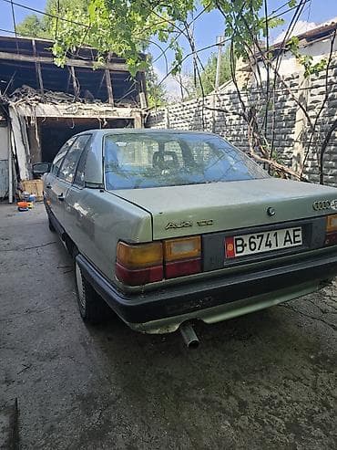 ауди газ: Audi 100: 1984 г., 1.8 л, Механика, Бензин, Седан — 5