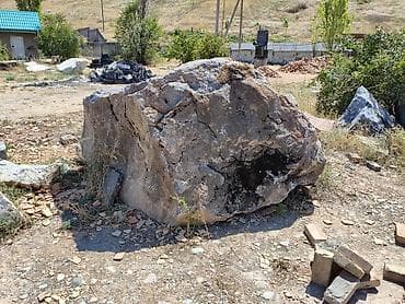 камни 70: Природные валуны камень для ландшафтного дизайна 1 кг - 5 сом — 1