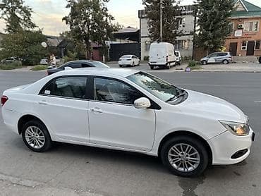 bye e5: BYD E5: 2019 г., Электромобиль, Седан — 2