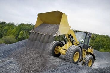 асфальт цена: Продаю щебень бетонной смесь отсев песок доставкой КамАЗ зил по — 1