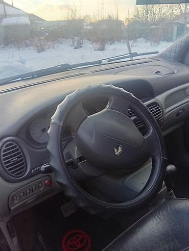 reno megan: Renault Scenic: 2001 г., Автомат, Минивэн — 5