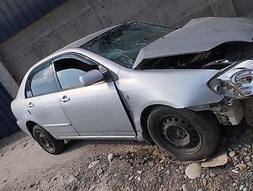 Toyota Corolla: 2002 г., 1.6 л, Механика, Бензин, Седан — 3