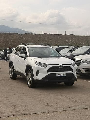 prius v: Toyota RAV4: 2021 г., 2.5 л, Вариатор, Гибрид, Кроссовер — 1