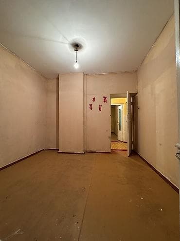 кватиру: 2 комнаты, 48 м², 105 серия, 3 этаж, Требуется ремонт — 8