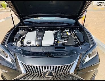 лексус з00: Lexus ES: 2019 г., 2.5 л, Гибрид, Седан — 5