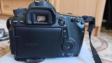 акумлятор: Фотоаппарат Canon EOS 70D + объектив Canon EF-S 18–200mm f/3.5–5.6 IS — 6