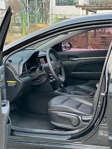 продаю венто: Hyundai Avante: 2019 г., Седан — 6