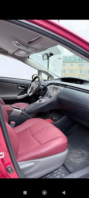 Продажа авто: Toyota Prius: 2015 г., 1.8 л, Автомат, Гибрид, Хэтчбэк — 7