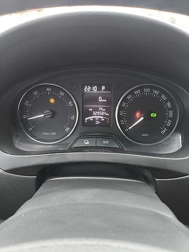 Унаа сатуу: Skoda Rapid: 2014 г., 1.6 л, Автомат, Бензин, Седан — 6