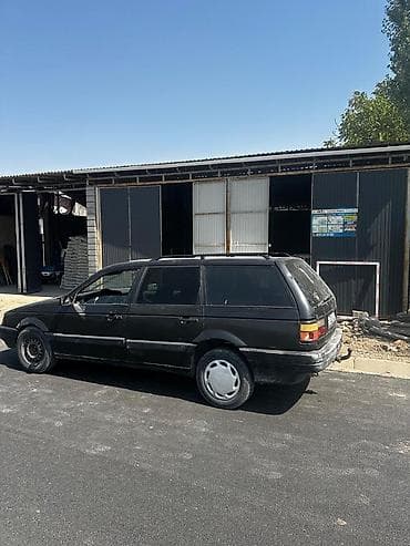 Продажа авто: Volkswagen Passat Variant: 1990 г., 1.8 л, Механика, Бензин, Универсал — 1