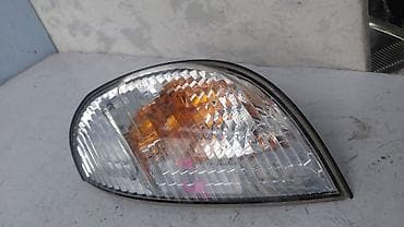Правый поворотник Toyota 1998 г., Б/у, Оригинал, Япония at lalafo.kg Правый поворотник Toyota 1998 г., Б/у, Оригинал, Япония