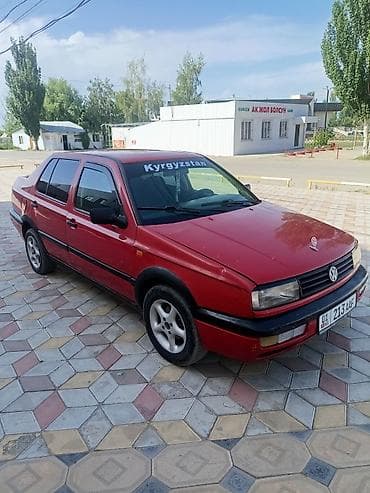 golf 5: Volkswagen Vento: 1992 г., 1.8 л, Механика, Бензин, Седан — 3