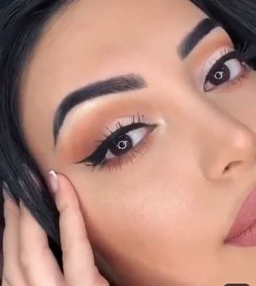 сколько стоит обучение на мастера маникюра: Вечерний, Дневной, Свадебный, Сертифицированный визажист, Профессиональная косметика — 1