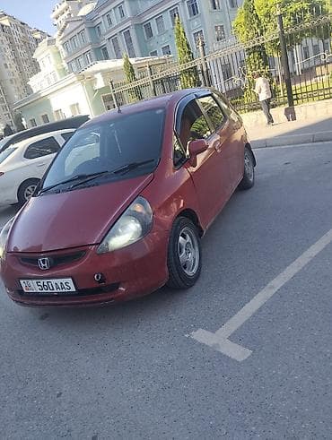 Продажа авто: Honda Fit: 2001 г., 1.3 л, Автомат, Бензин, Хэтчбэк — 4