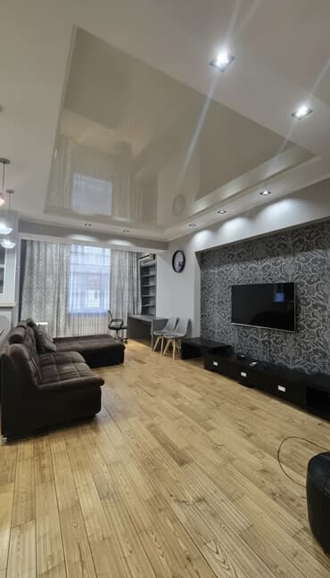 гостивой дом бишкек: 3 комнаты, Собственник, Без подселения, С мебелью полностью — 1