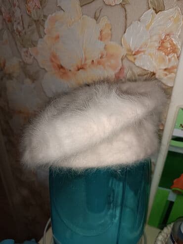 Балдардын кийим-кечелери жана бут кийимдери: Беретка для девочки 5-7лет Корея, ангорка. Дочка не стала носить, в — 4