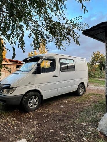 2 9 спринтер: Легкий грузовик, Mercedes-Benz — 1