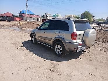 Toyota RAV4: 2002 г., 2 л, Автомат, Бензин — 3