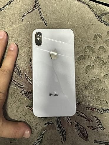 IPhone X, Б/у, 64 ГБ, Серебристый, Наушники, Зарядное устройство, Защитное стекло, 100 % — 1