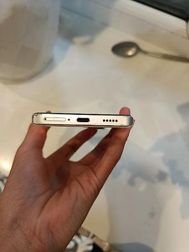 tracker gps: Redmi, Redmi Note 13 Pro Plus, Б/у, 512 ГБ, цвет - Белый, 1 SIM, 2 SIM — 4