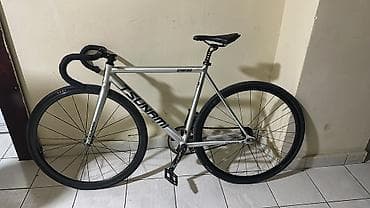 w124 4 2: Шоссейный велосипед, Tsunami, Рама M (156 - 178 см), Б/у — 2