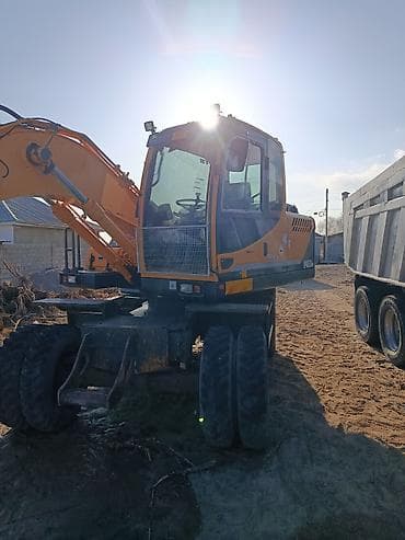 бетон жумуш: Экскаватор, Hyundai, 2012 г., Дөңгөлөктүү — 6