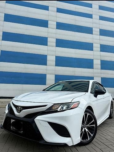 Toyota Camry: 2019 г., 2.5 л, Автомат, Бензин, Седан