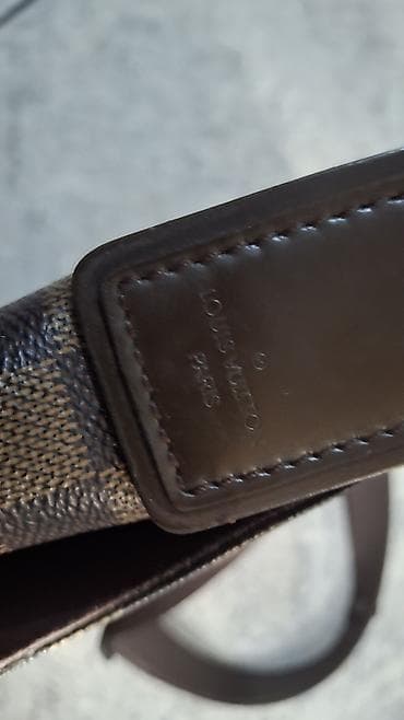 Барсетки: Барсетка Louis Vuitton, оригинал. Внутри присутствует серийный код — 5