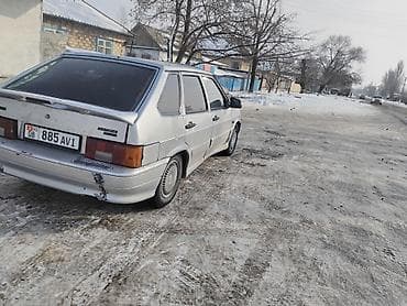 российских номерах: ВАЗ (ЛАДА) 2109: 2004 г., Хэтчбэк — 2