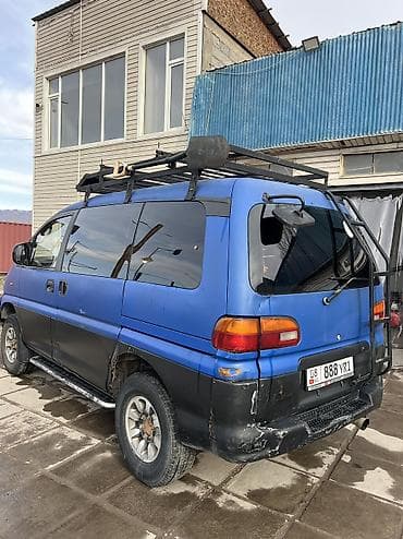 audi q4: Mitsubishi Delica: 1995 г., 2.9 л, Механика, Дизель, Минивэн — 6